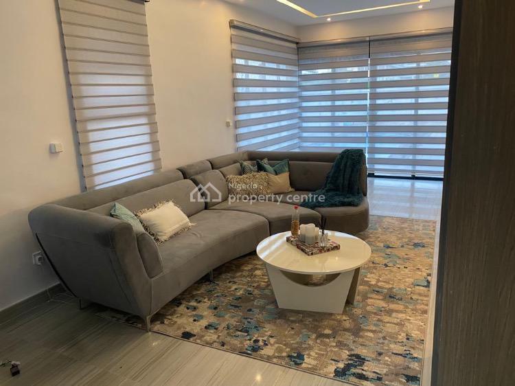 4 bedroom detached duplex short let