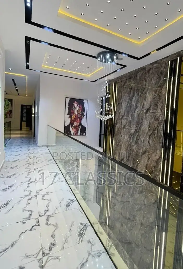 5bdrm Duplex in Oral Estate, for sale
