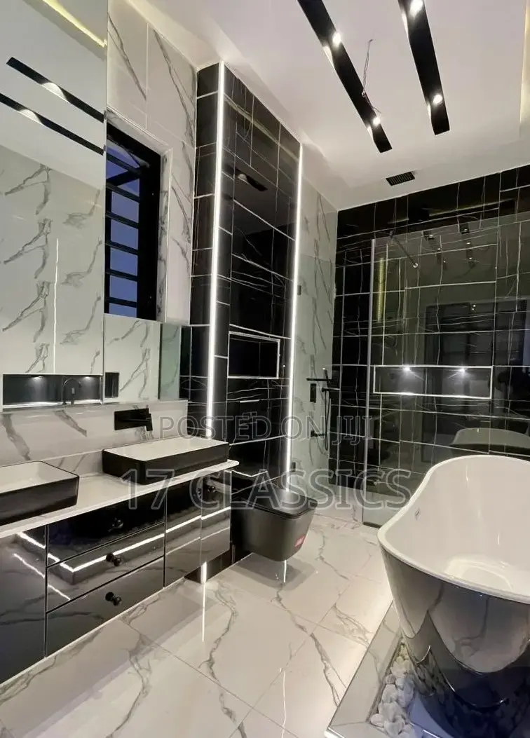 5bdrm Duplex in Oral Estate, for sale