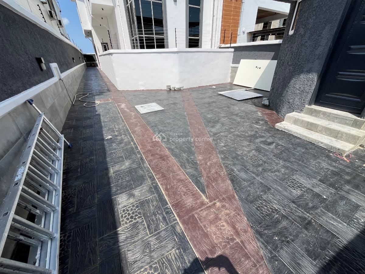 3 bedroom semi-detached duplex for sale