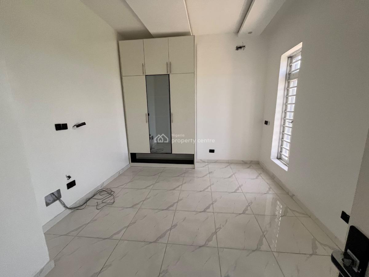 3 bedroom semi-detached duplex for sale
