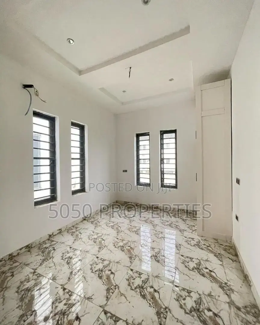 4bdrm Duplex in Ajah for sale