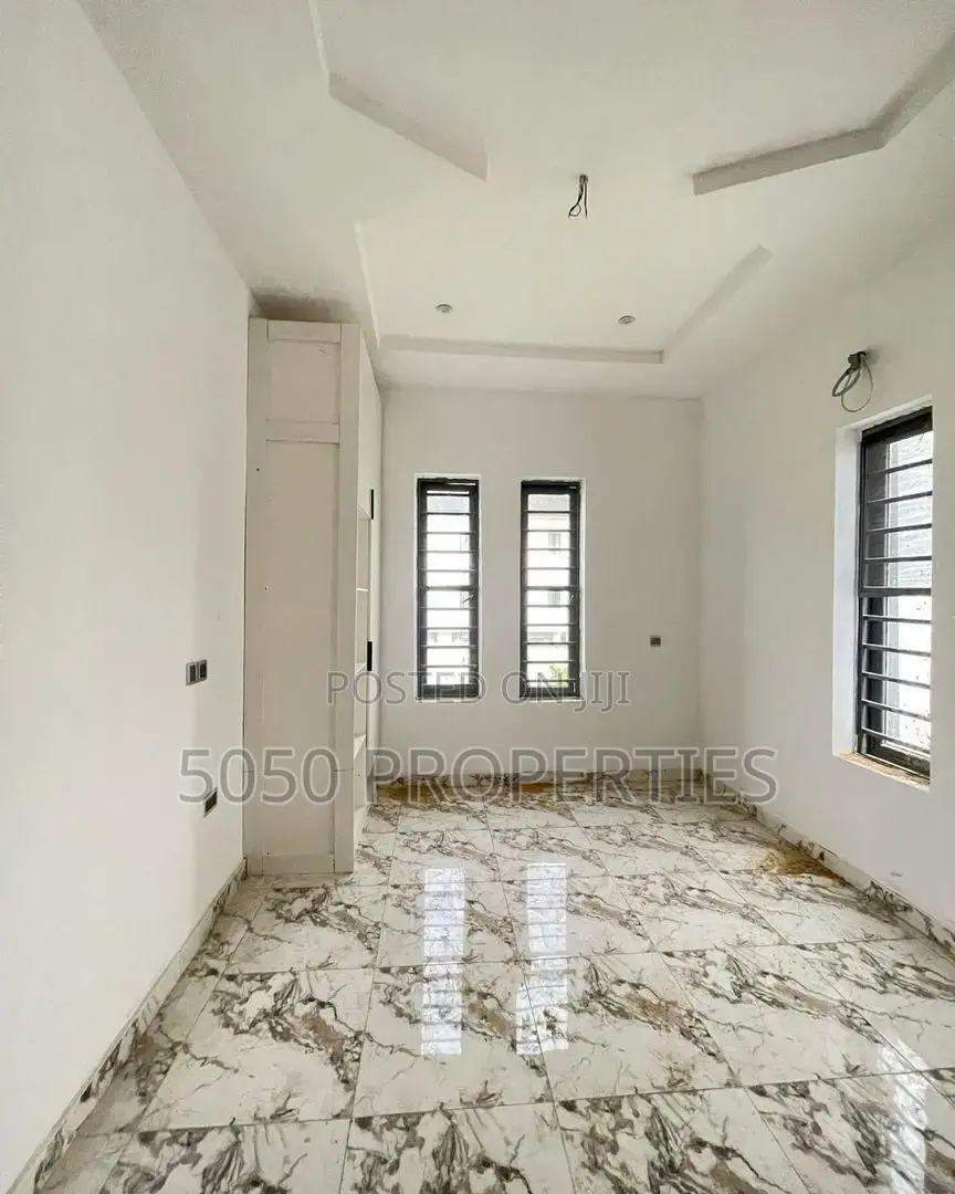 4bdrm Duplex in Ajah for sale