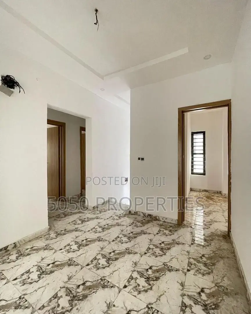 4bdrm Duplex in Ajah for sale