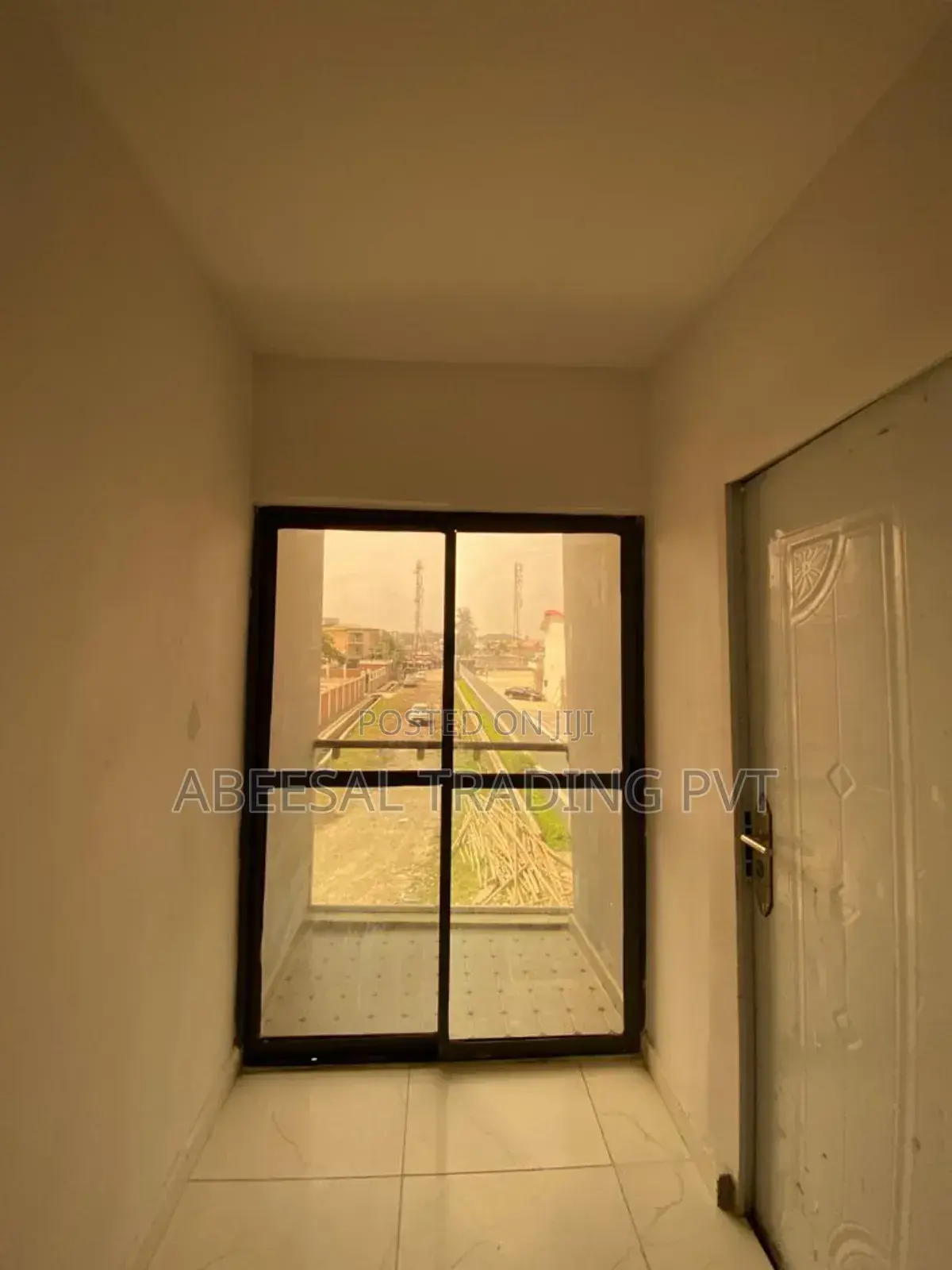 3bdrm Duplex in Ikota for sale