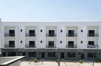 4bdrm Townhouse/Terrace in Jahi By Tarred Road for sale