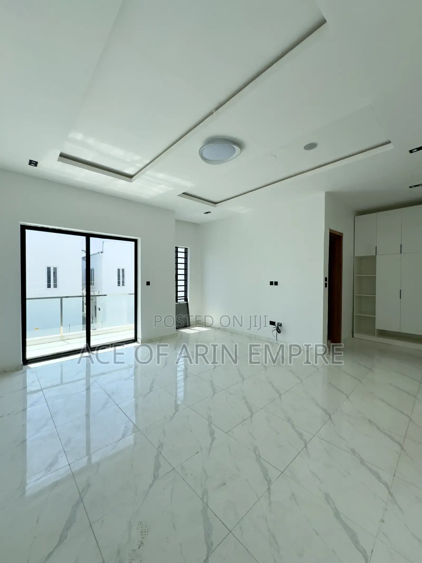 4bdrm Duplex in Orchid Estate, Ikota for sale