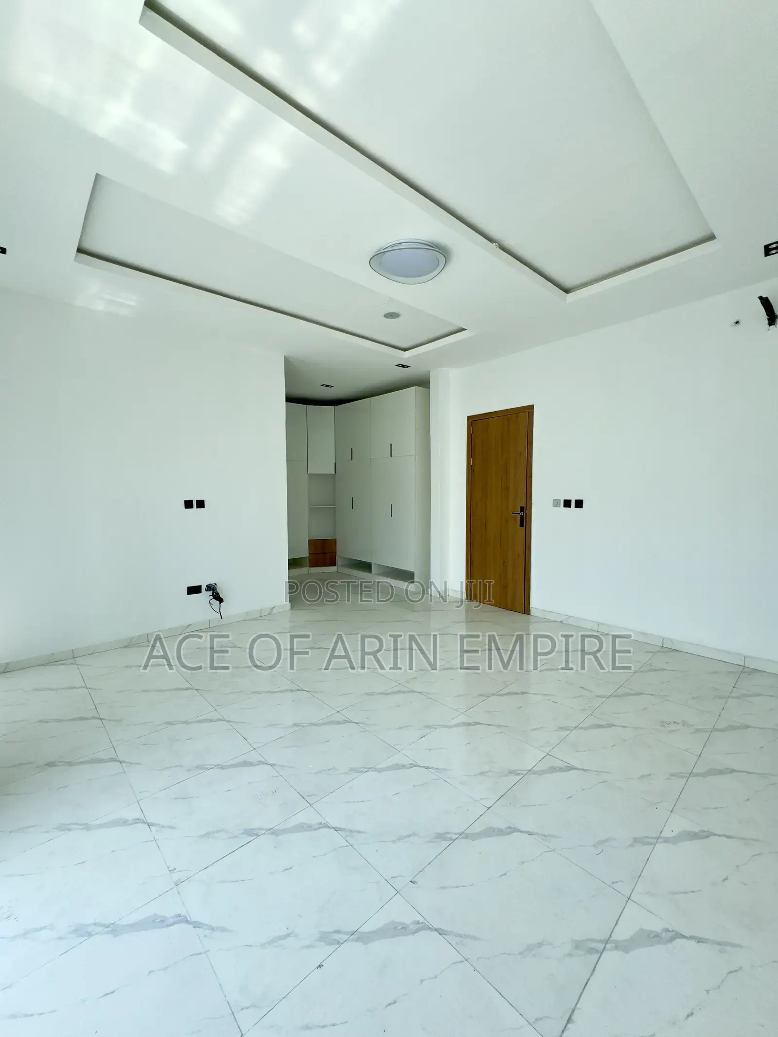 4bdrm Duplex in Orchid Estate, Ikota for sale
