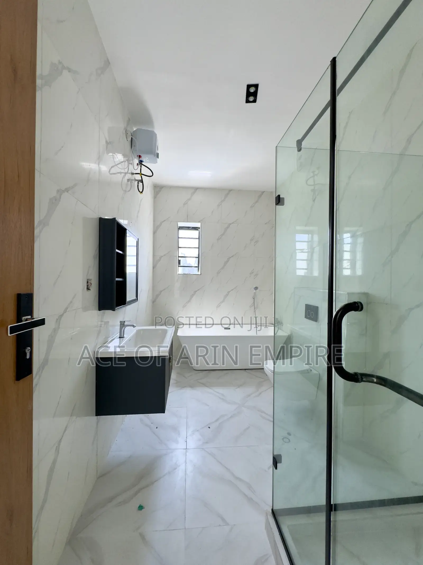 4bdrm Duplex in Orchid Estate, Ikota for sale