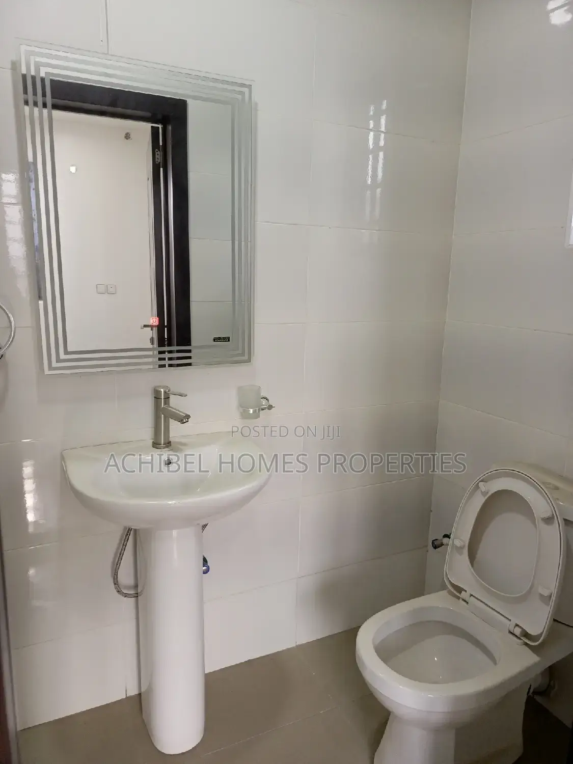 2bdrm Block of Flats in Close To Ikate, Lekki Phase 1 for sale