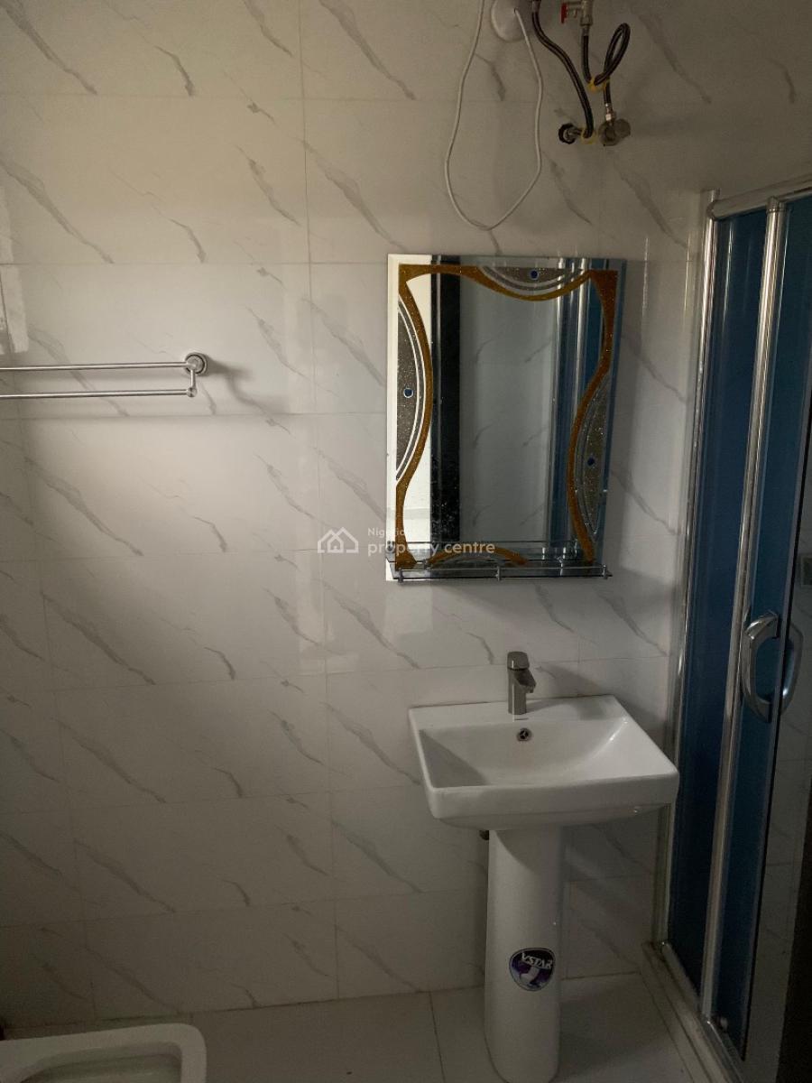 1 bedroom mini flat (room and parlour) for rent