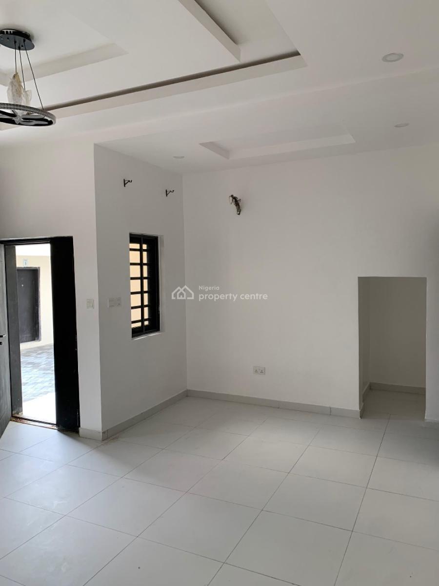 1 bedroom mini flat (room and parlour) for rent