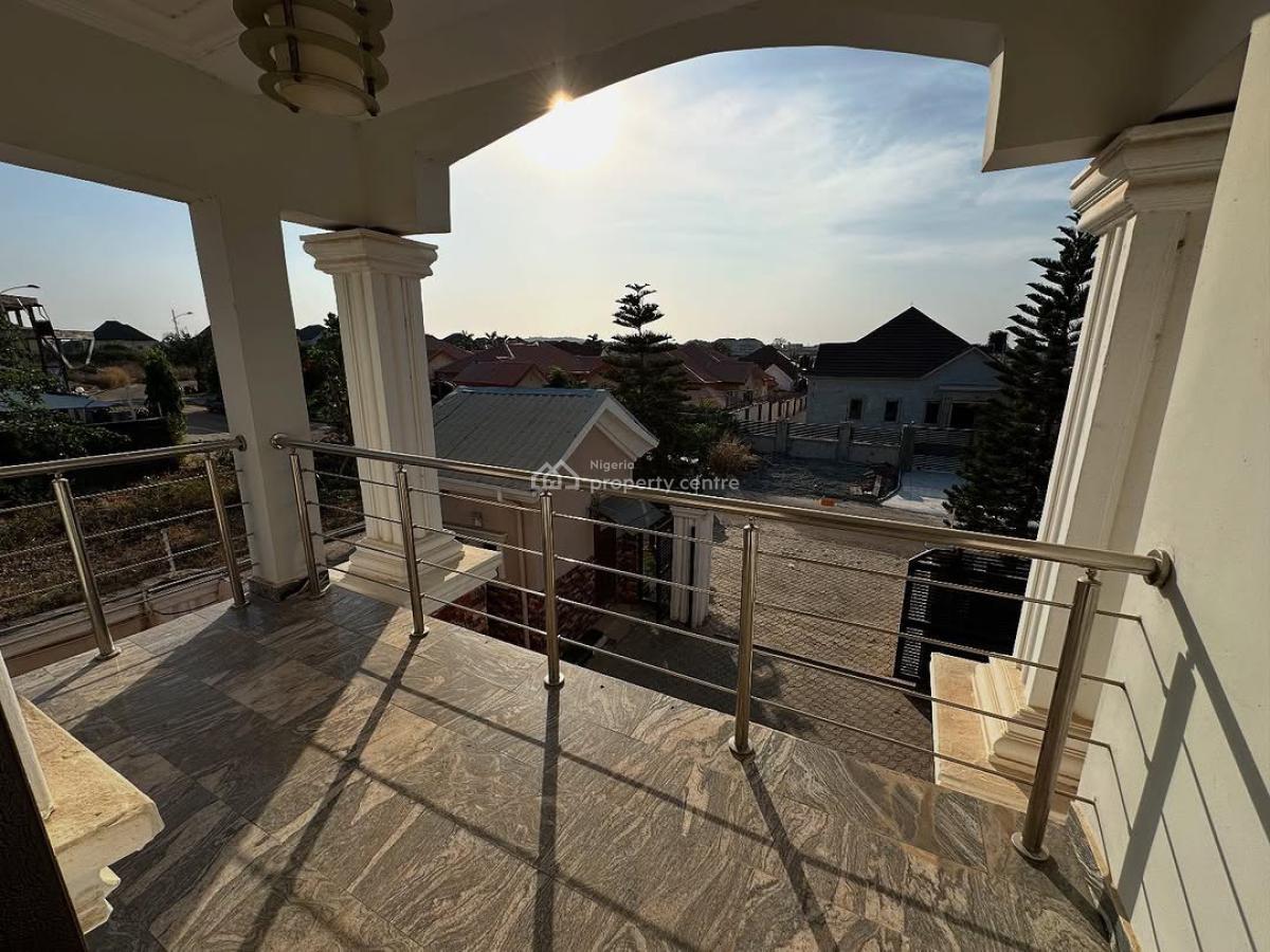 4 Bedroom Fully Detached Duplex + Boy's Quarters 2 Living Rooms Pop