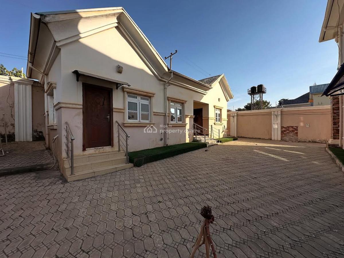 4 Bedroom Fully Detached Duplex + Boy's Quarters 2 Living Rooms Pop