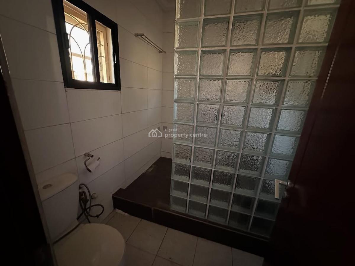 4 Bedroom Fully Detached Duplex + Boy's Quarters 2 Living Rooms Pop