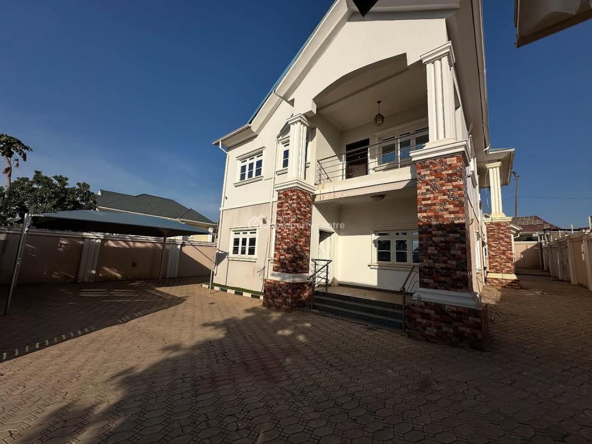 4 Bedroom Fully Detached Duplex + Boy's Quarters 2 Living Rooms Pop