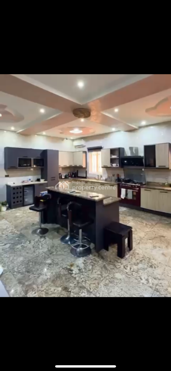 7 bedroom detached duplex for sale