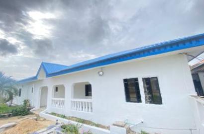 Location: Bashorun, Majek, Lagos 1 Room And Parlor