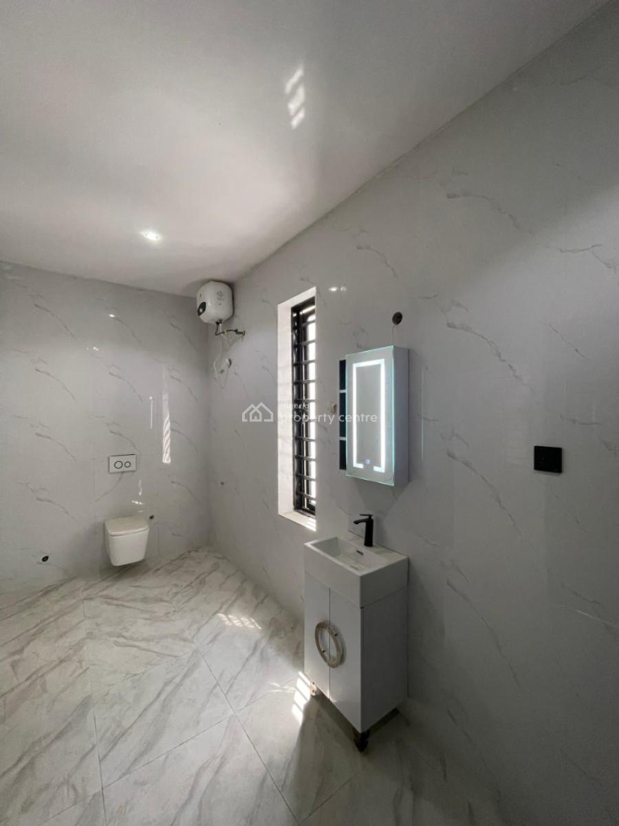 5 bedroom semi-detached duplex for sale
