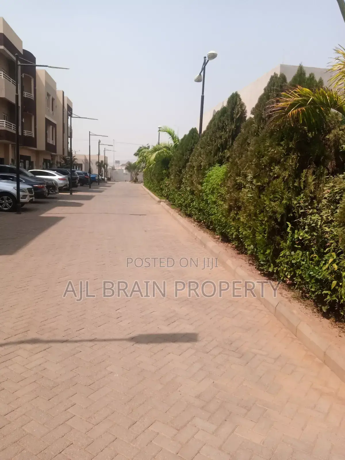 4bdrm Townhouse/Terrace in Katampe Beside Jahi for sale
