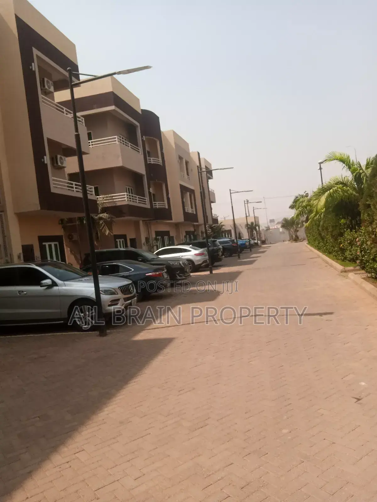4bdrm Townhouse/Terrace in Katampe Beside Jahi for sale