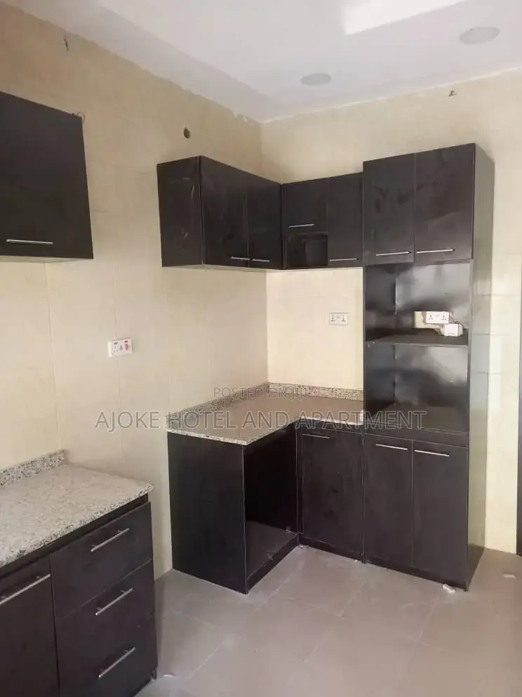 3bdrm Block of Flats in Ogba for sale
