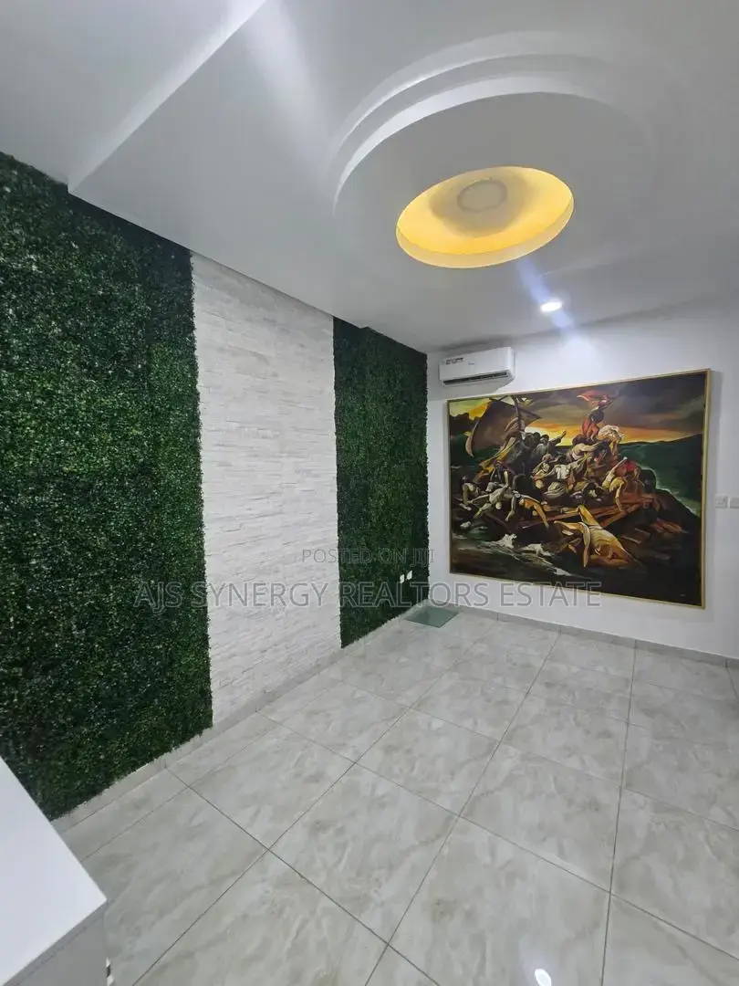 Furnished 4bdrm Townhouse/Terrace in Ikate for sale
