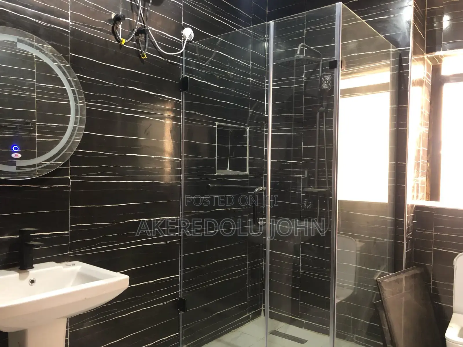 4bdrm Townhouse/Terrace in Jahi for sale