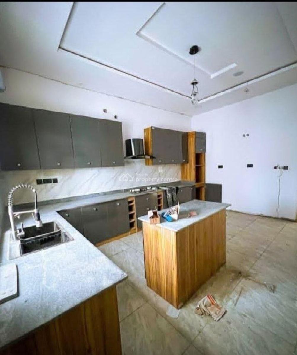 4 bedroom detached duplex for sale