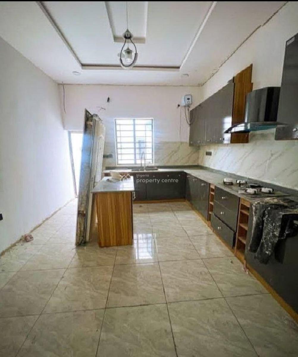 4 bedroom detached duplex for sale