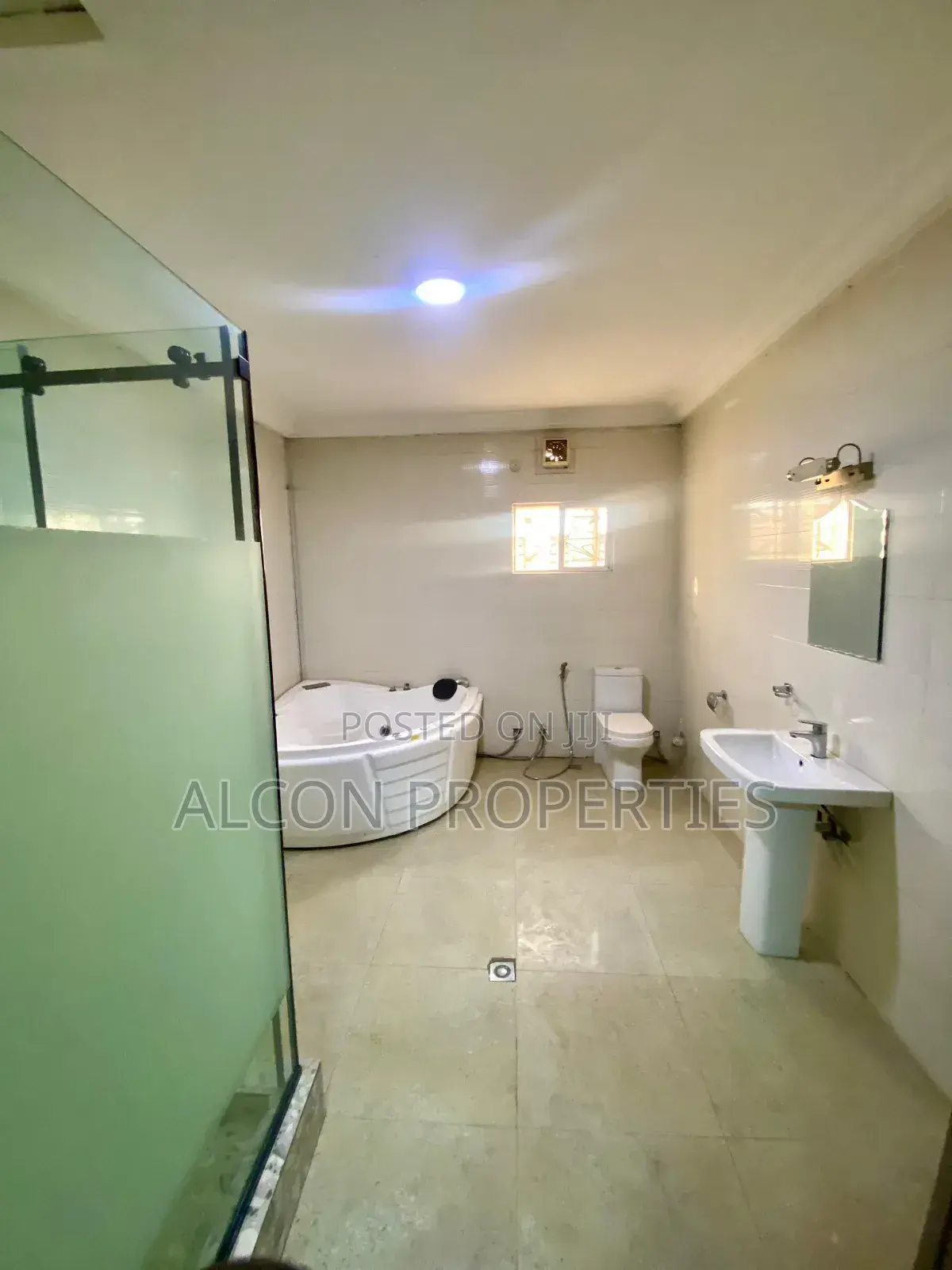 5bdrm Duplex in Katampe Extension for rent