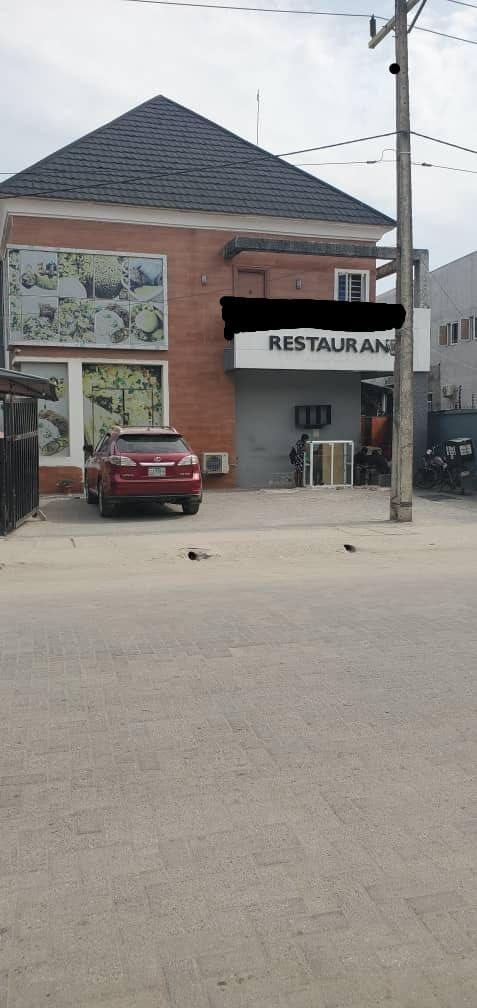 Renting  Commercial Duplex (Perfect for restaurant salon*lounge)