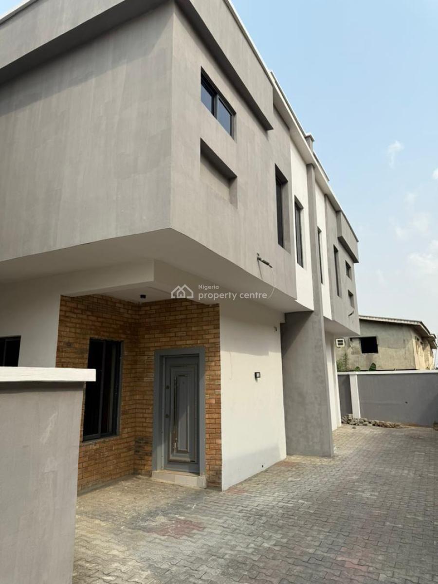 3 bedroom semi-detached duplex for sale