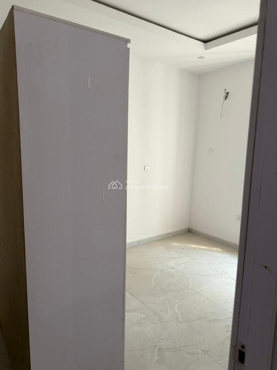 3 bedroom semi-detached duplex for sale
