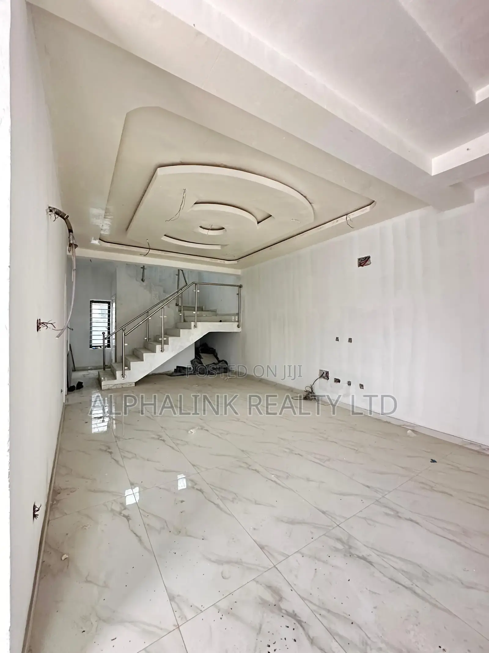 Furnished 4bdrm Duplex in Lekki Phase 1 for sale