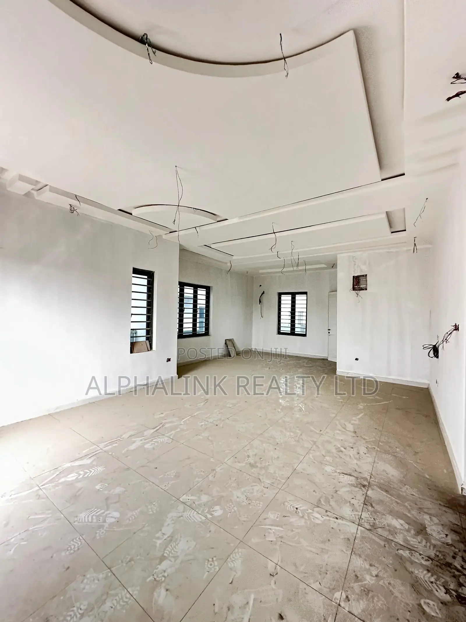 Furnished 4bdrm Duplex in Lekki Phase 1 for sale