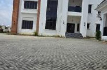 7 Bedroom Fully Detached Duplex With 2 Rooms Bq, Guest Chalet, Pool