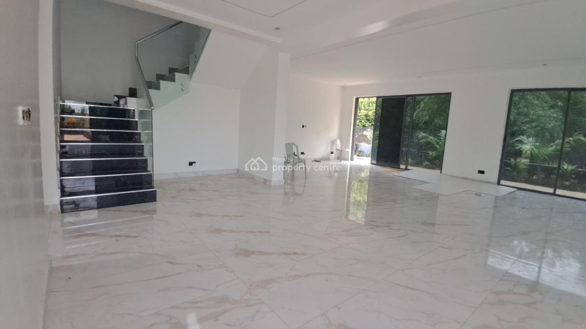 4 bedroom detached duplex for sale