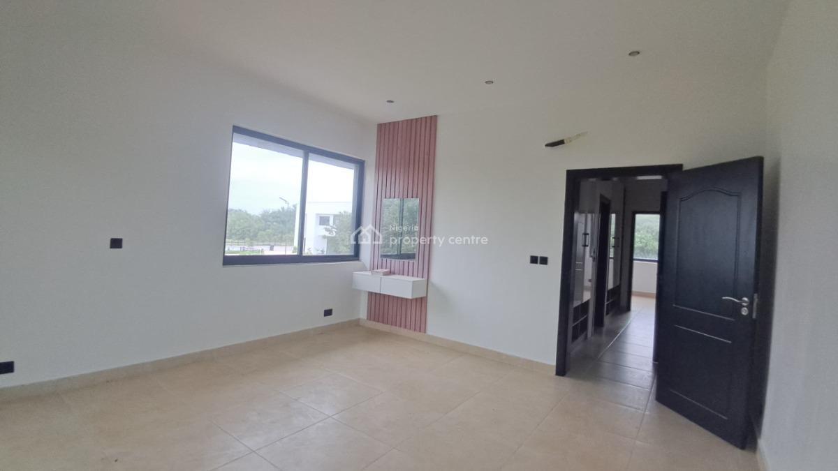 4 bedroom detached duplex for sale