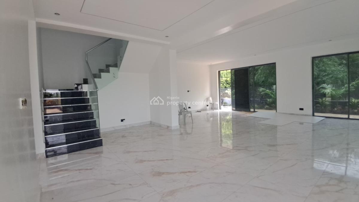 4 bedroom detached duplex for sale