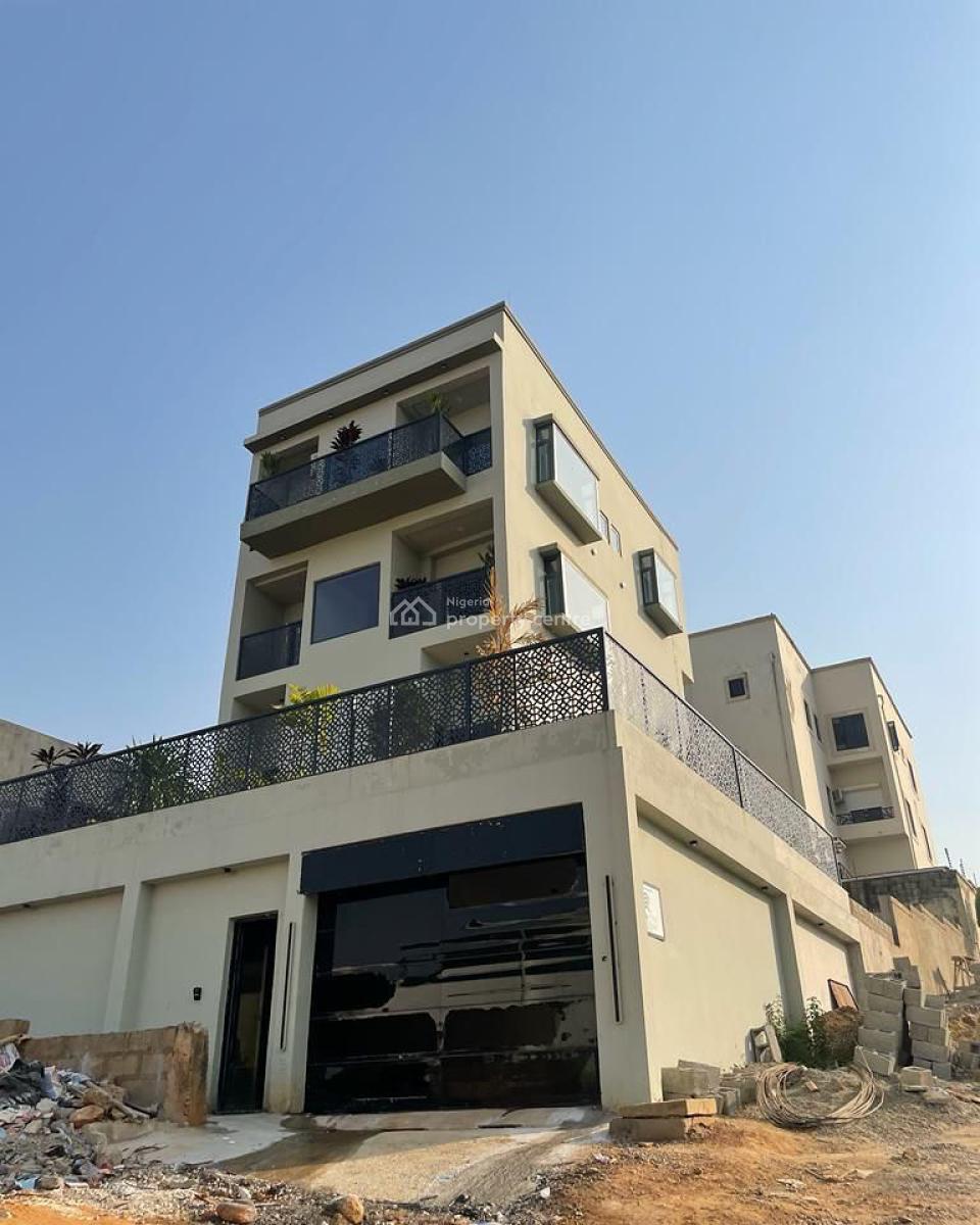 4 bedroom semi-detached duplex for sale