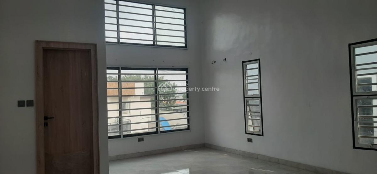 New Wing Of 4 Bedroom Duplex In A Mini Estate