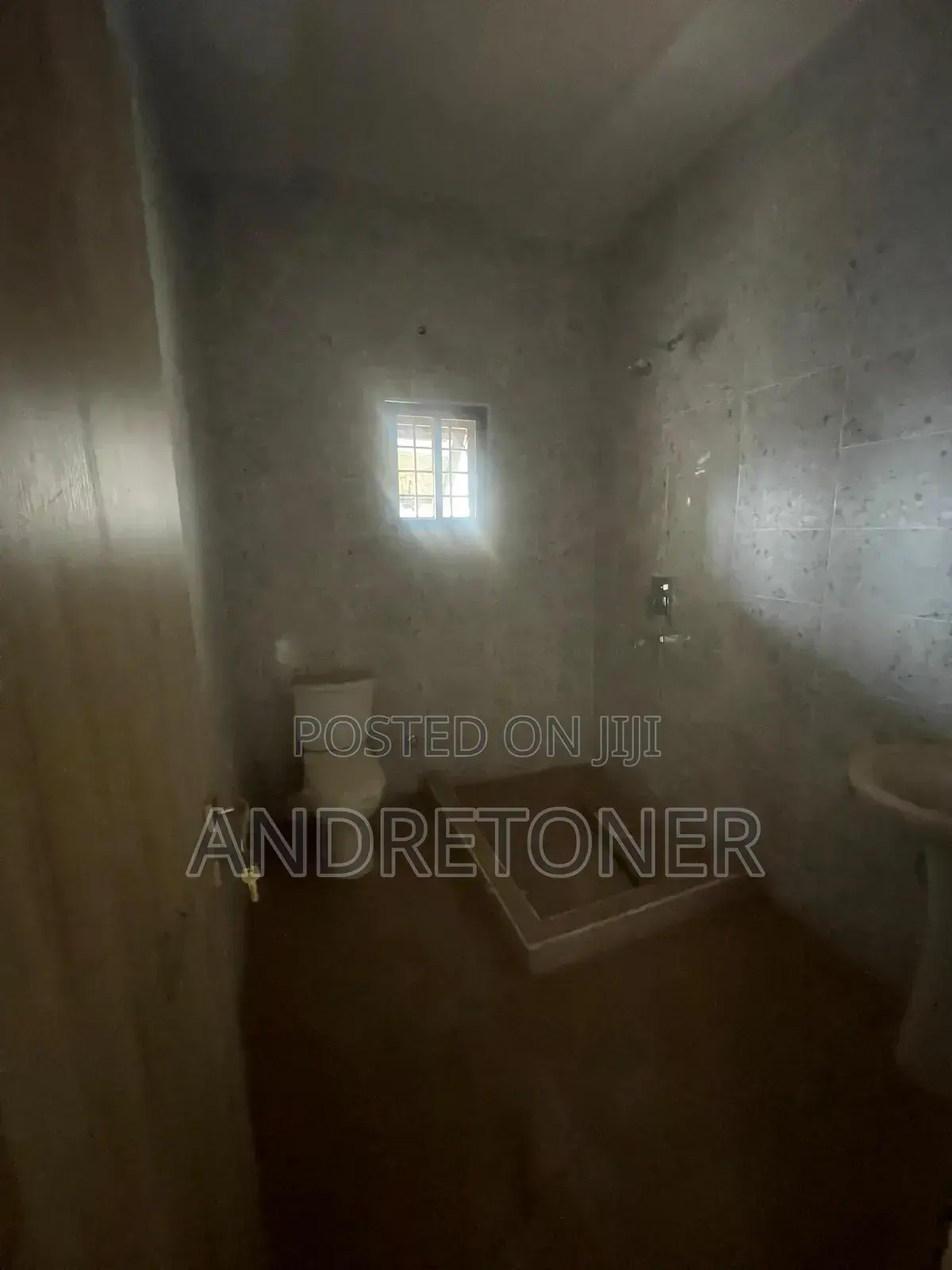 4bdrm Townhouse / Terrace in Guzape District for rent