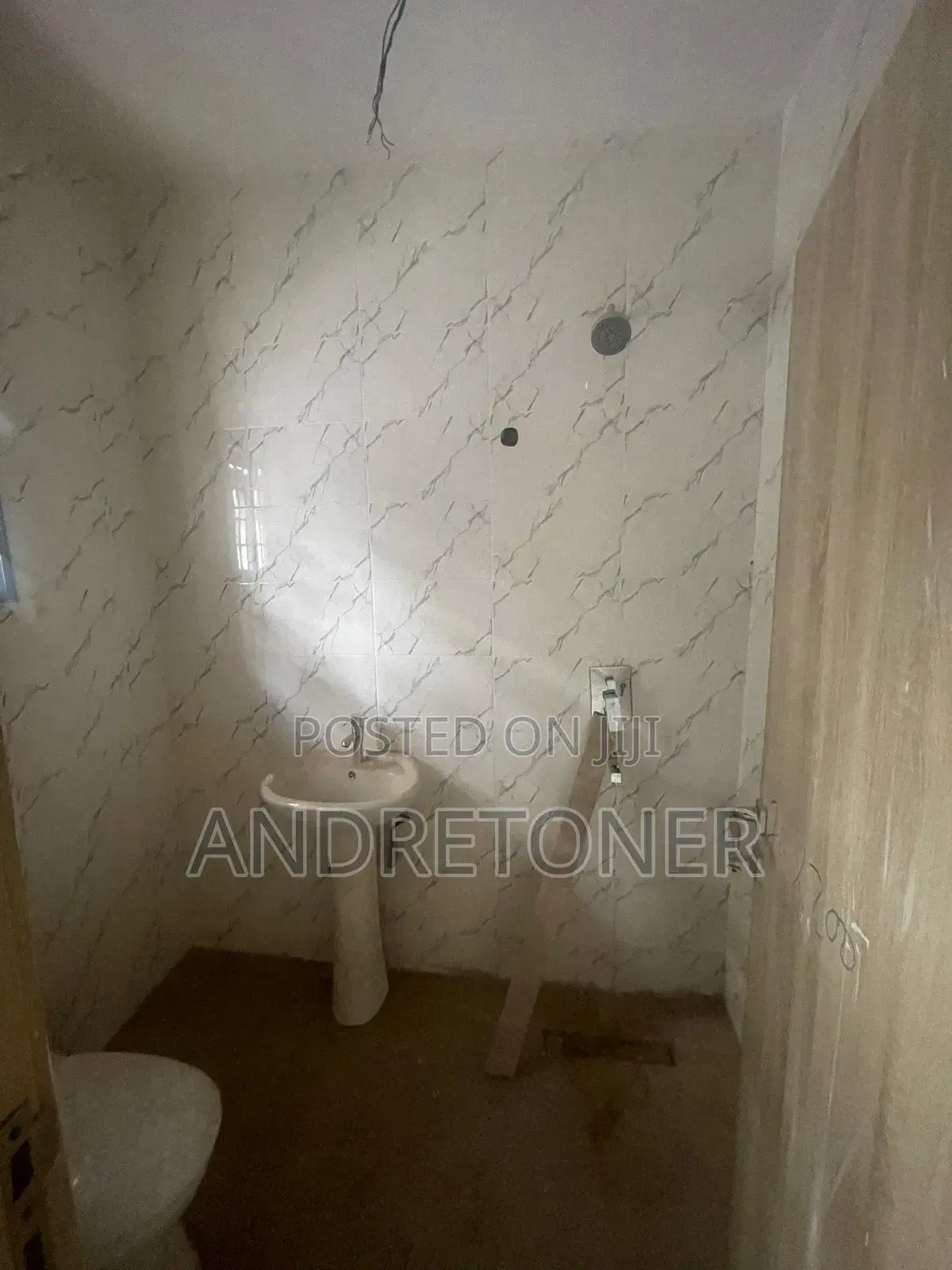 4bdrm Townhouse / Terrace in Guzape District for rent