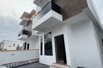 Exquisite 4 Bedroom Duplex With Bq