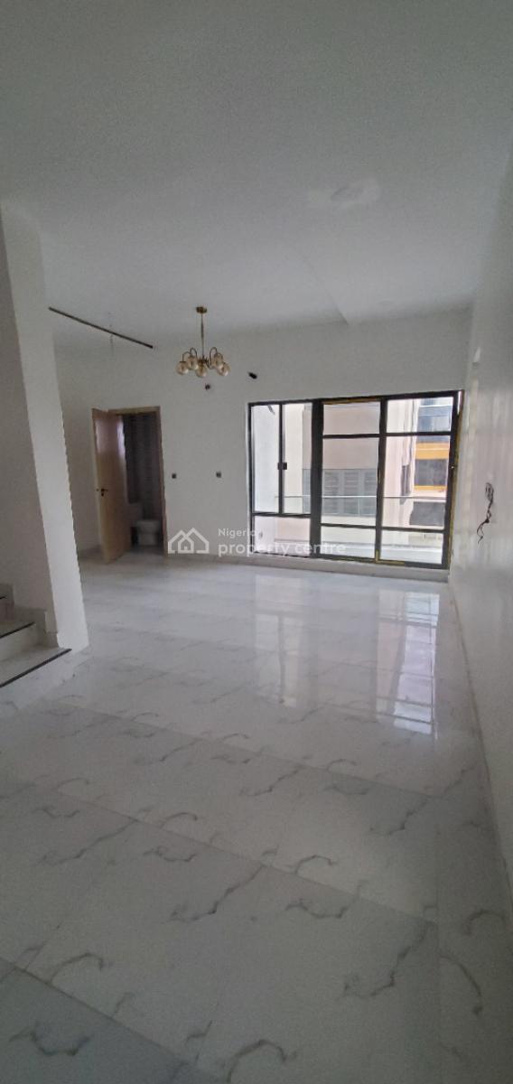 5 bedroom detached duplex for sale