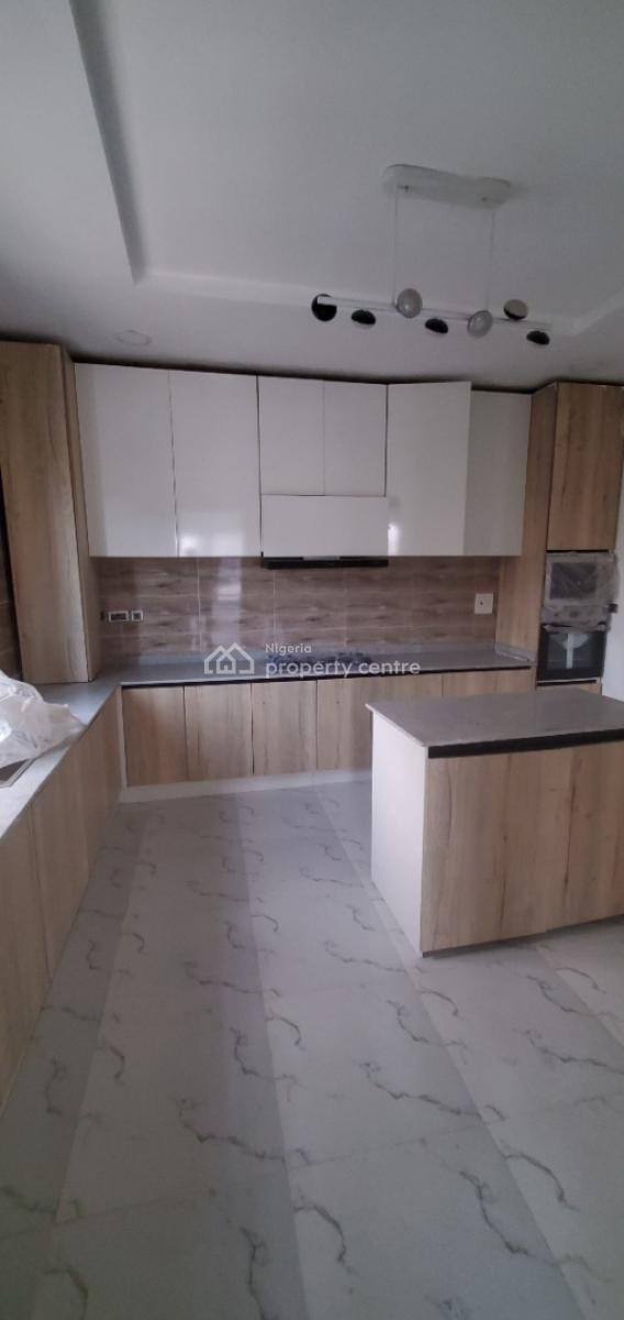 5 bedroom detached duplex for sale