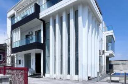 Magnificent 5 Bedroom Duplex With A Cinema,bq,pool,gym