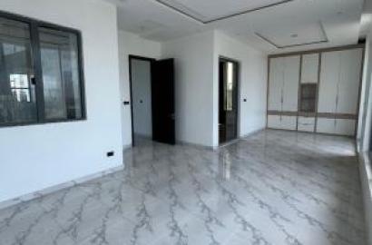 Magnificent 5 Bedroom Duplex With A Pool,cinema Elevator And Bq