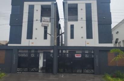 Stunning 5 Bedroom Duplex Within A Serene Environment